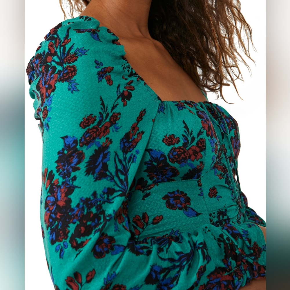 Free People Hilary Print Keyhole Neck Top - Picture 3 of 10